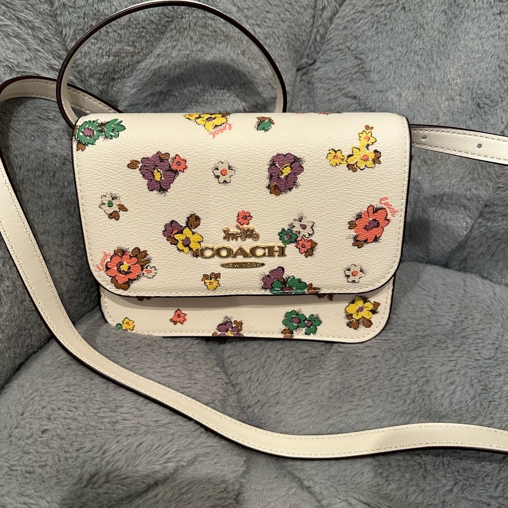 Coach Women Crossbody Bag